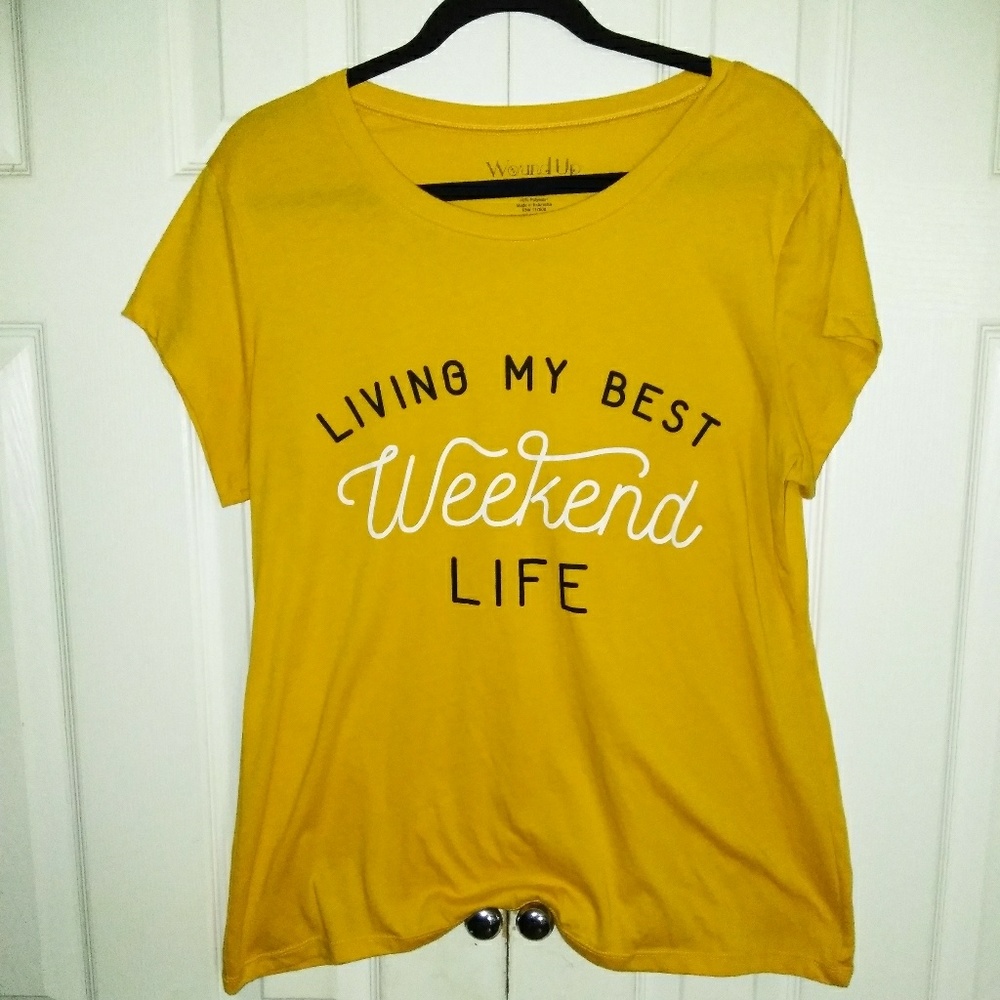 T-SHIRT